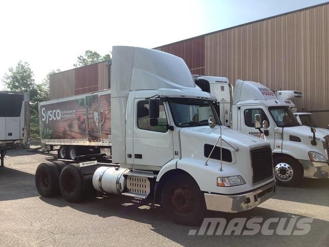 Volvo VNM وحدات الجر