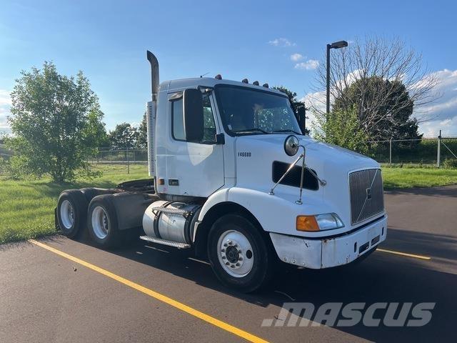 Volvo VNM وحدات الجر