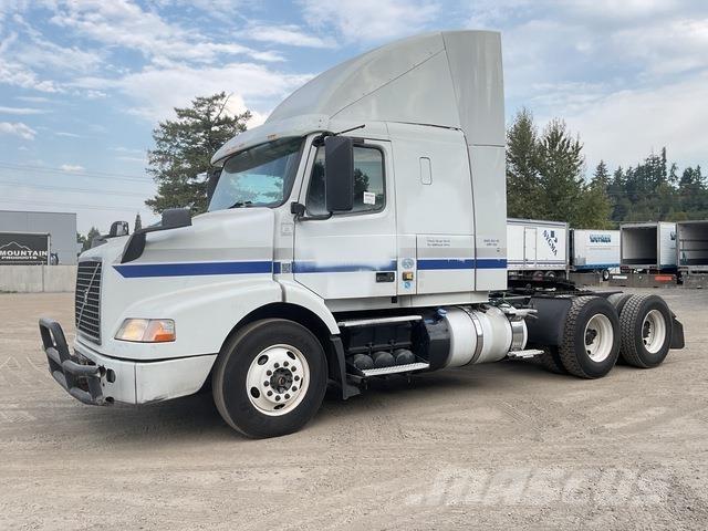 Volvo VNM وحدات الجر