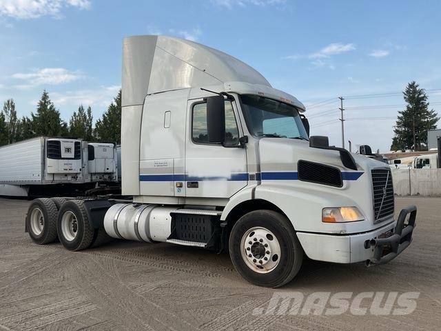 Volvo VNM وحدات الجر
