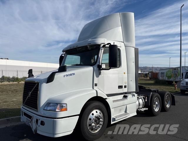 Volvo VNM وحدات الجر