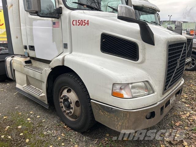 Volvo VNM وحدات الجر