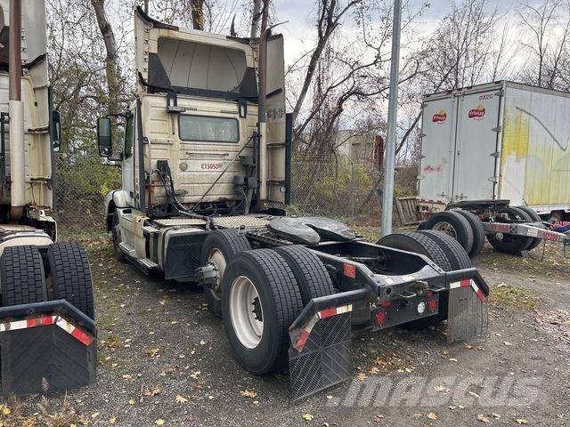 Volvo VNM وحدات الجر