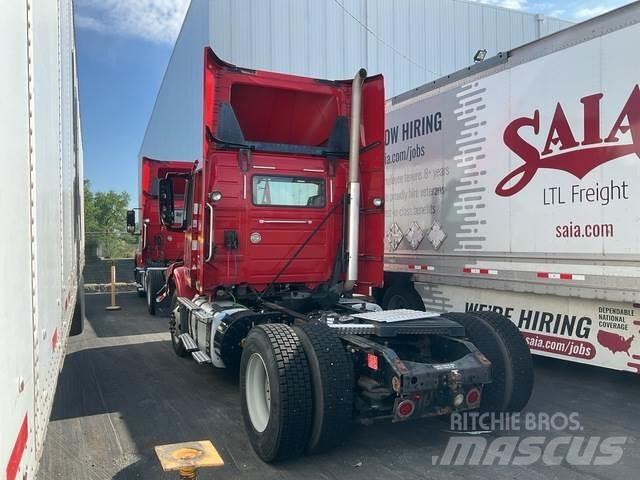 Volvo VNM42T وحدات الجر