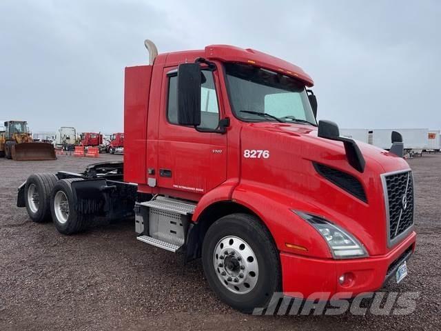 Volvo VNR وحدات الجر