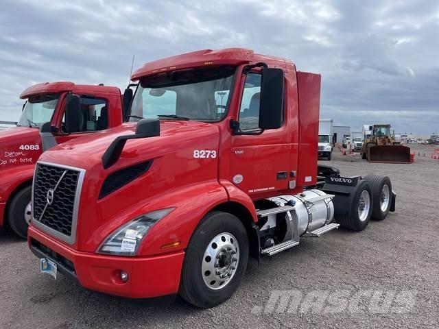 Volvo VNR وحدات الجر