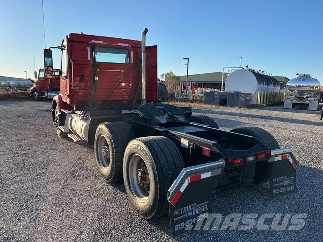 Volvo VNR وحدات الجر