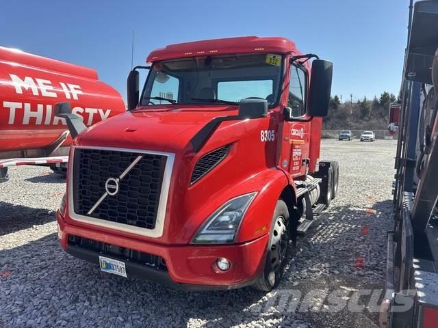 Volvo VNR وحدات الجر