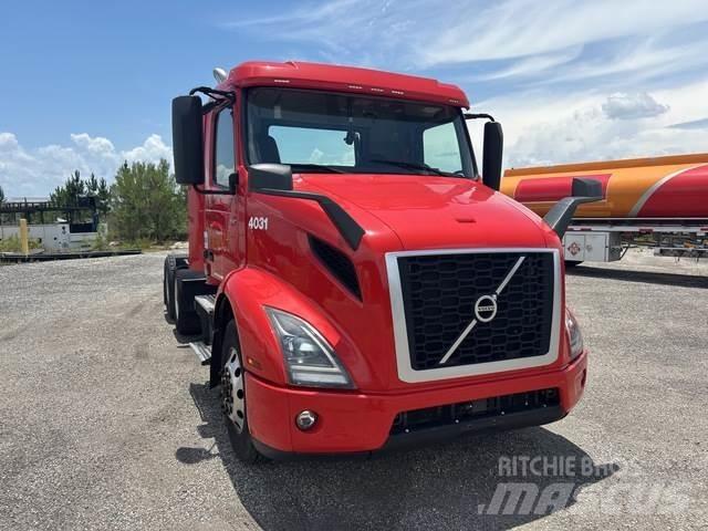 Volvo VNR وحدات الجر