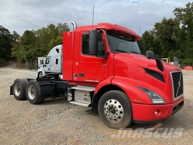 Volvo VNR وحدات الجر