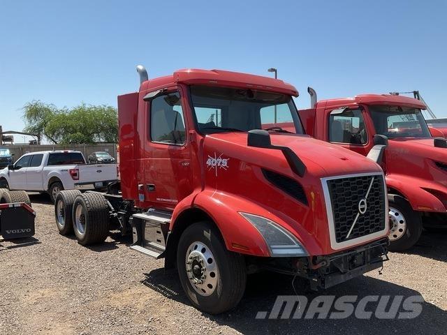 Volvo VNR وحدات الجر