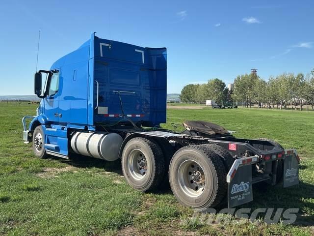 Volvo VNR وحدات الجر
