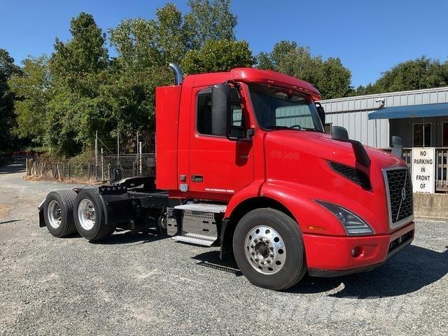 Volvo VNR وحدات الجر
