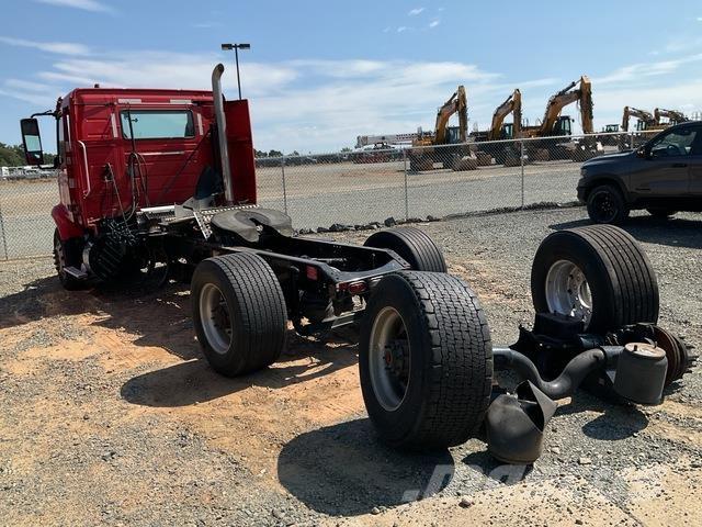 Volvo VNR وحدات الجر