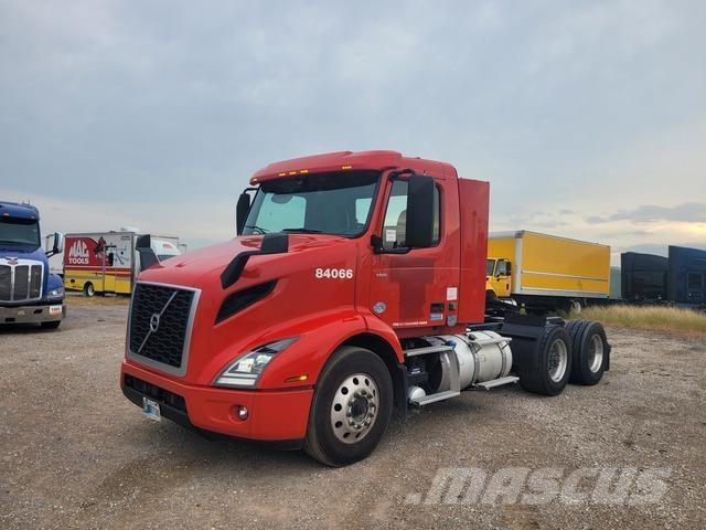 Volvo VNR وحدات الجر