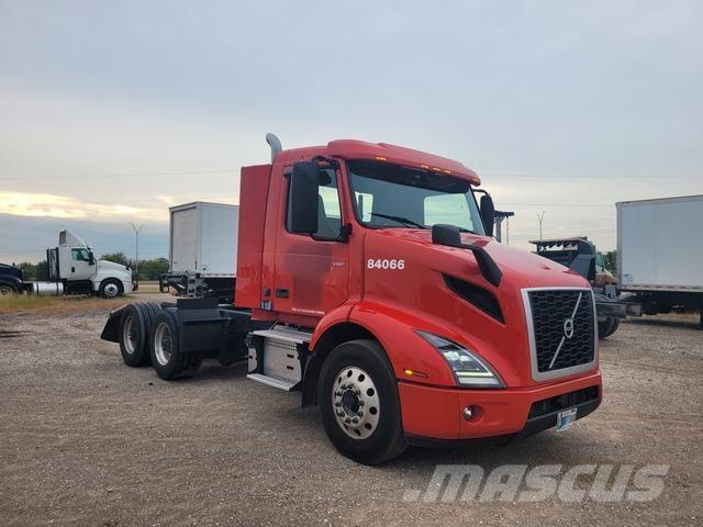 Volvo VNR وحدات الجر