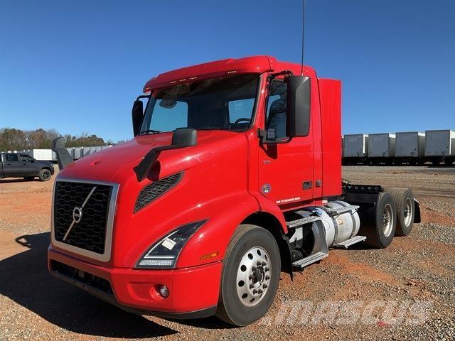 Volvo VNR وحدات الجر