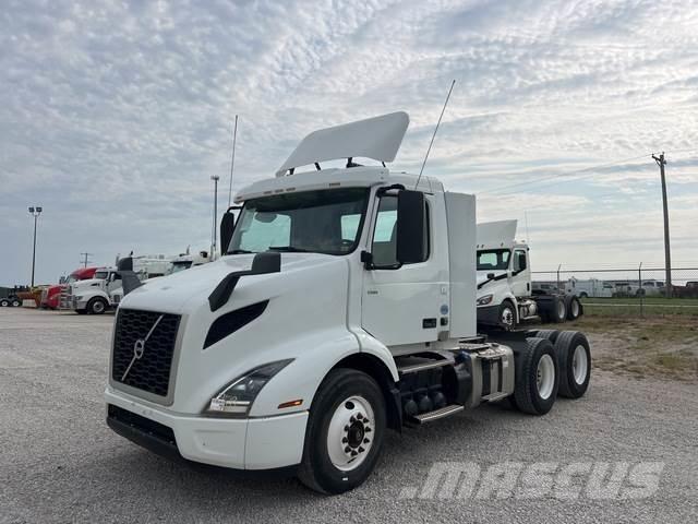 Volvo VNR64300 وحدات الجر