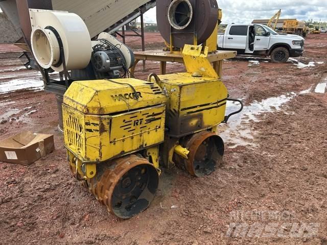 Wacker Neuson  ضاغطات التربة