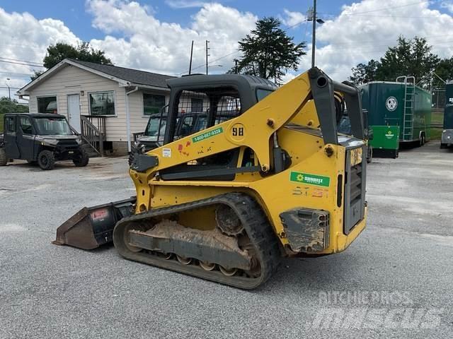 Wacker ST31 لوادر انزلاقية التوجيه