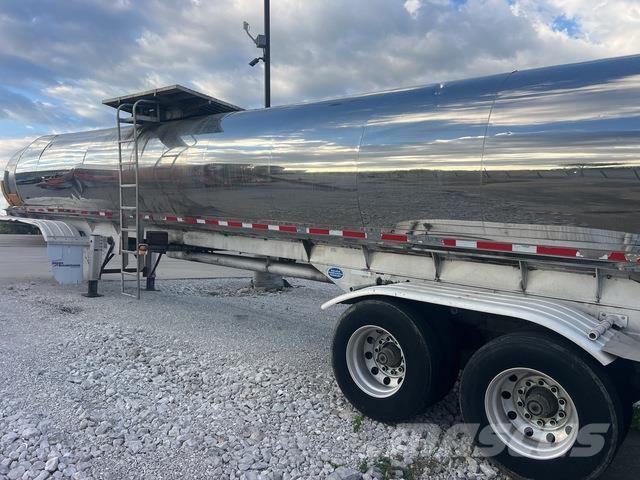 Walker  مقطورات ذات صهاريج