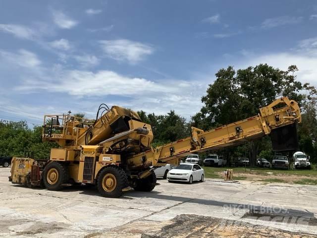 Weiler E1250A عربات نقل المواد