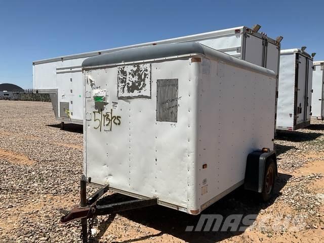 Wells Cargo  مقطورات ذات هيكل صندوقي