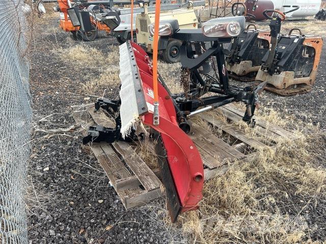 Western  حراثات ونصول الجليد