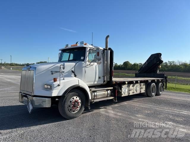 Western Star  شاحنات مسطحة/مفصلية الجوانب