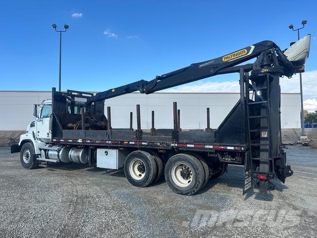 Western Star  خطاطيف