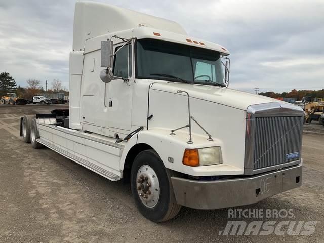 White/GMC Aero وحدات الجر