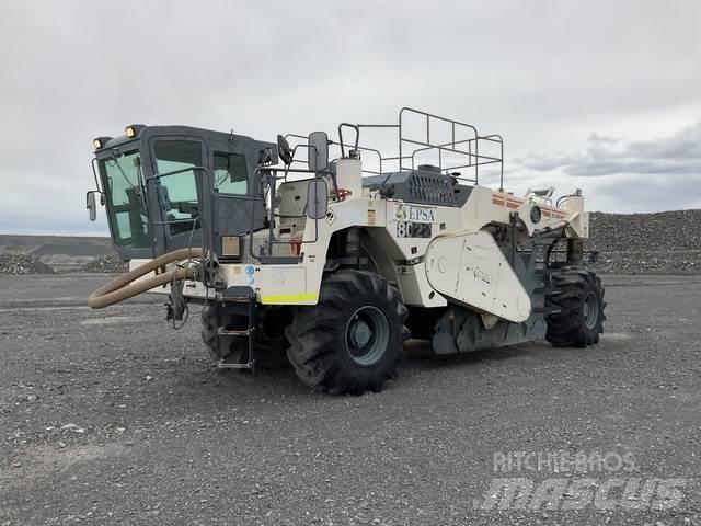 Wirtgen 2400 ضاغطات التربة