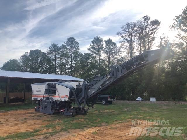 Wirtgen W210i ماكينات الكشط البارد للأسفلت