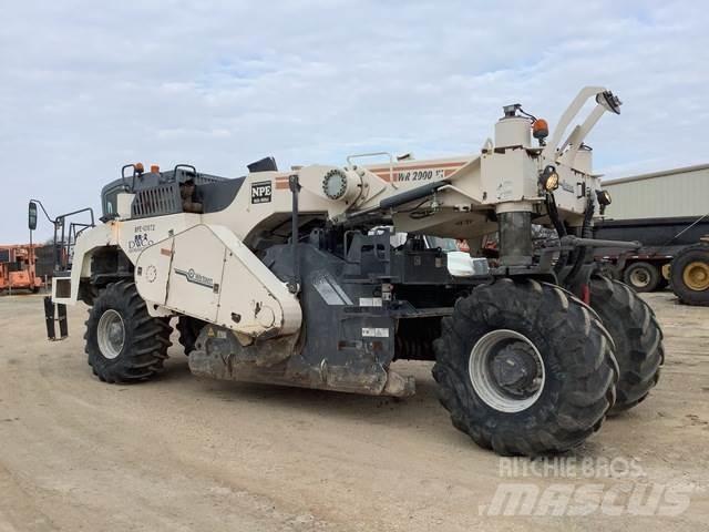 Wirtgen WR2000 ضاغطات التربة