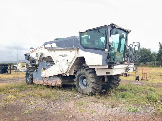 Wirtgen WR240 ضاغطات التربة