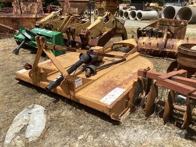 Woods BB720 جزازات وأغطية المراعي