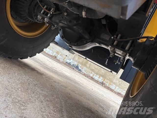 XCMG 938U لوادر بعجل