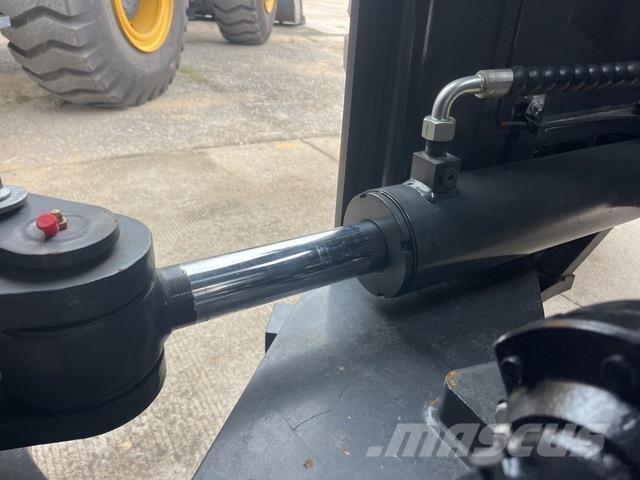 XCMG LW500HV لوادر بعجل