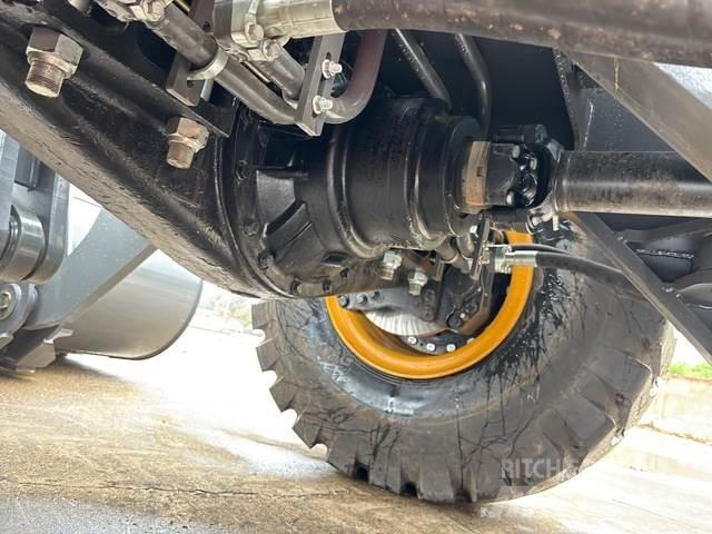 XCMG LW600FV لوادر بعجل