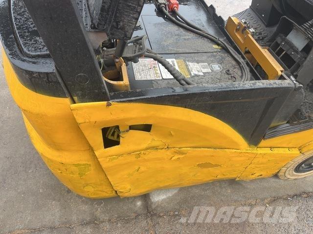 XCMG XCB-TW18 شاحنات ذات رافعات شوكية تعمل بالكهرباء