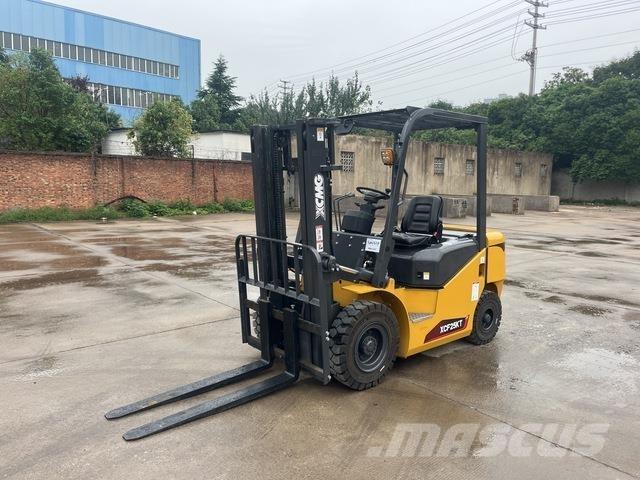 XCMG XCF25KT شاحنات ذات رافعات شوكية - أخرى