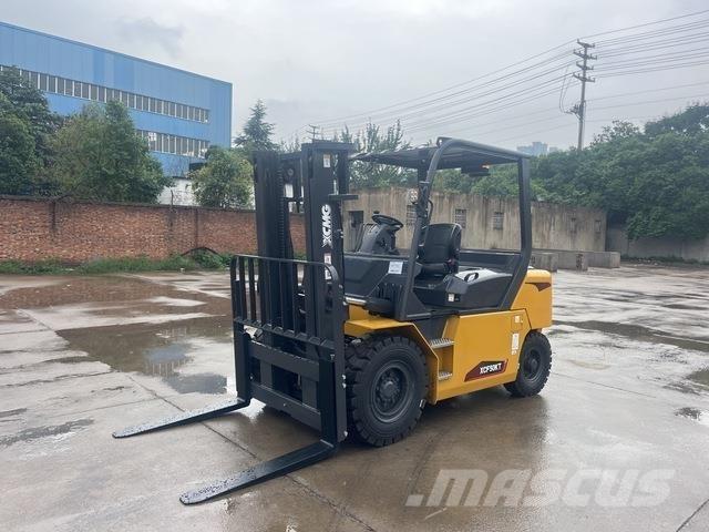 XCMG XCF50KT شاحنات ذات رافعات شوكية - أخرى