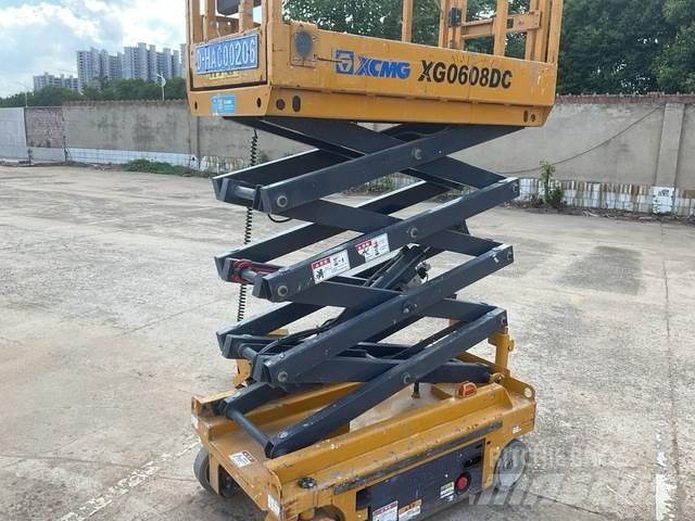 XCMG XG0608DC رافعات مقصية الشكل
