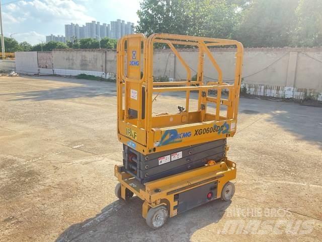 XCMG XG0608DC رافعات مقصية الشكل