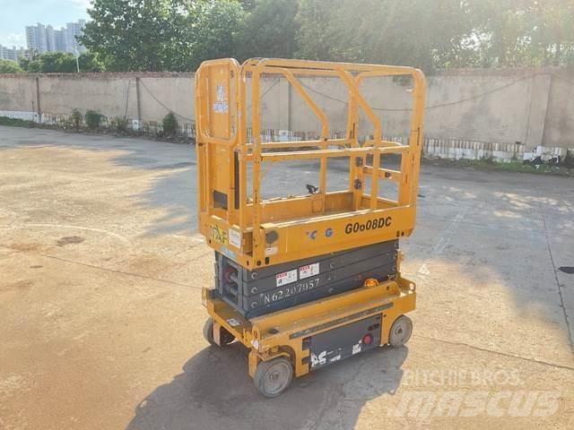 XCMG XG0608DC رافعات مقصية الشكل