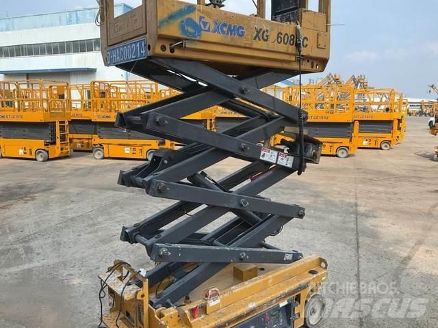 XCMG XG0608DC رافعات مقصية الشكل