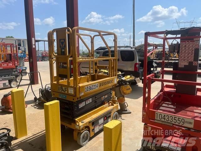 XCMG XG1330DC رافعات مقصية الشكل