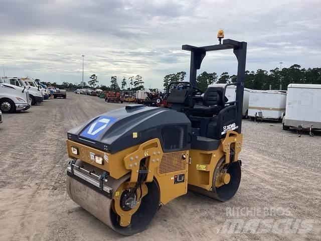 XCMG XMR303S مداحل ثنائية الاسطوانة