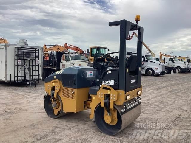 XCMG XMR303S مداحل ثنائية الاسطوانة