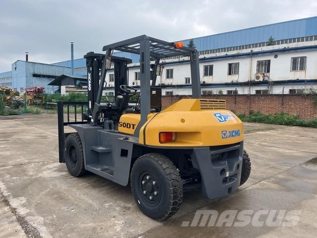XCMG XVB50-T شاحنات ذات رافعات شوكية - أخرى